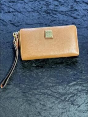 Dooney & Bourke Pebbled Leather Wristlet Wallet